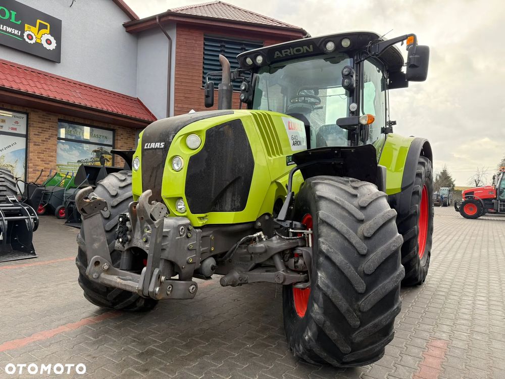 Claas ARION 640 CEBIS  650 660  JOHN DEERE 6930 - 9