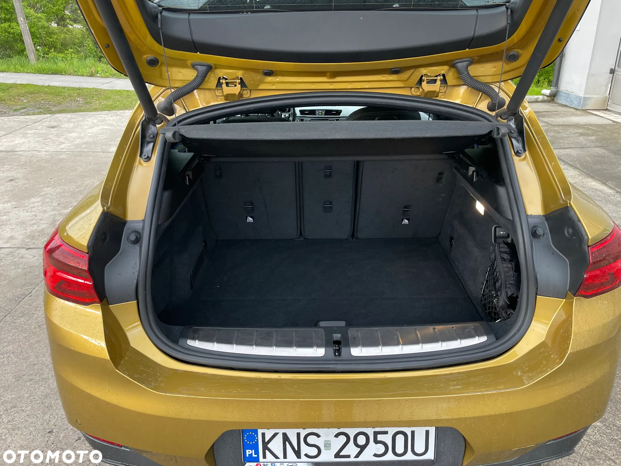 BMW X2 sDrive18i Advantage Plus - 7