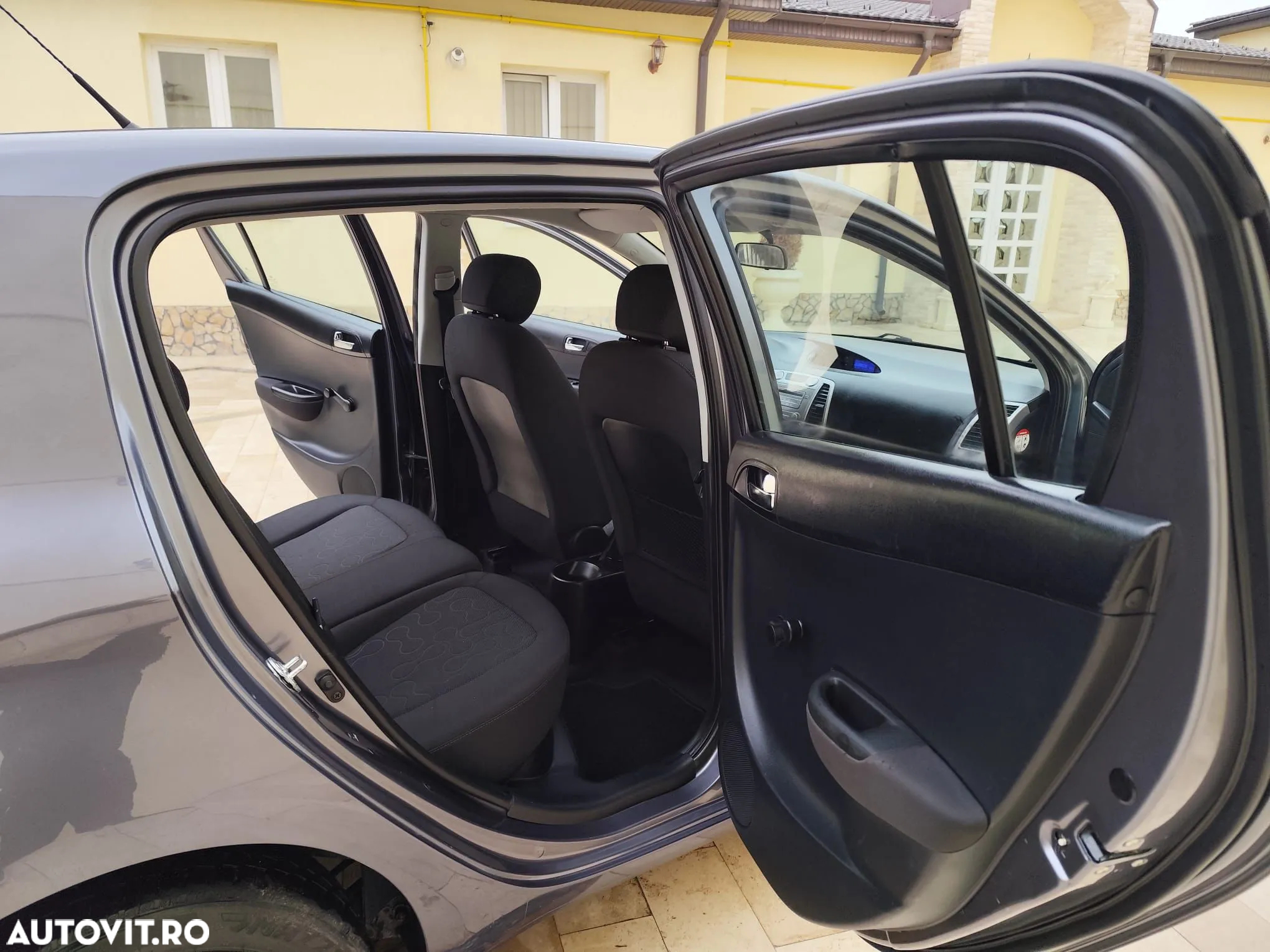 Hyundai i20 - 9