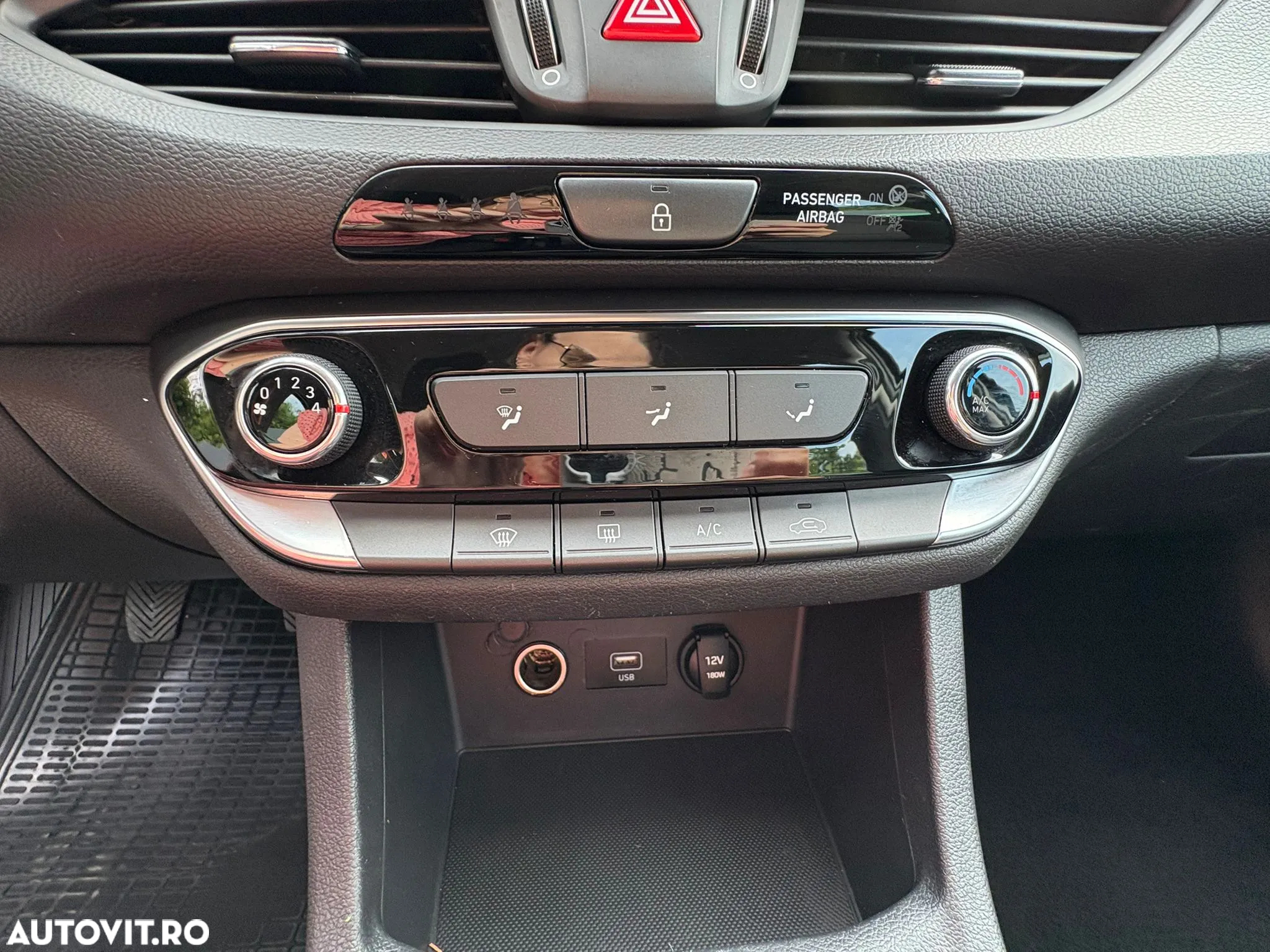 Hyundai i30 1.5 110CP 5DR M/T Comfort - 11