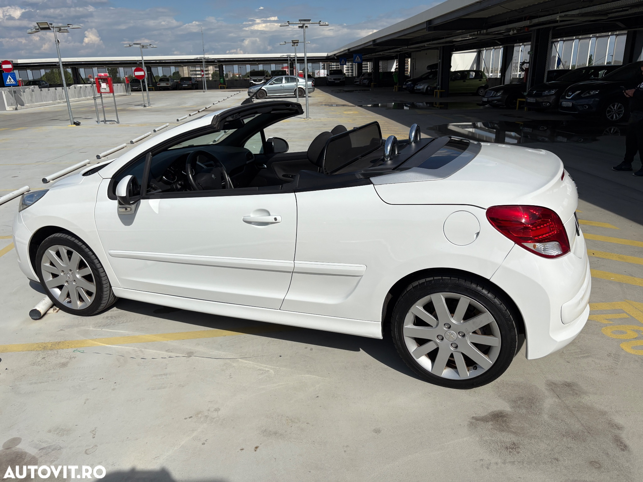 Peugeot 207 CC 120 VTi Sport - 13