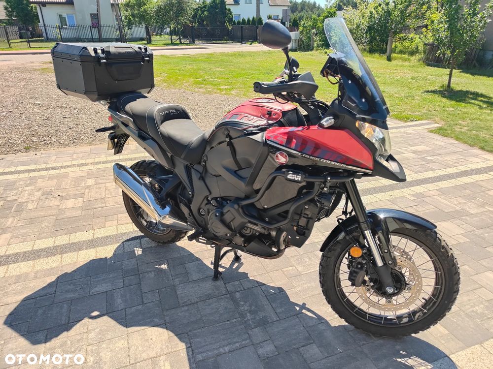 Honda VFR - 4