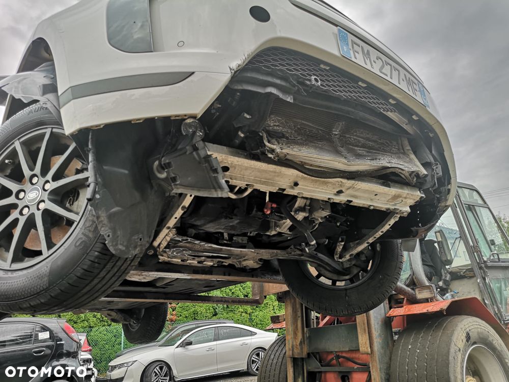 Land Rover Range Rover Evoque 2.0 D150 mHEV SE - 36