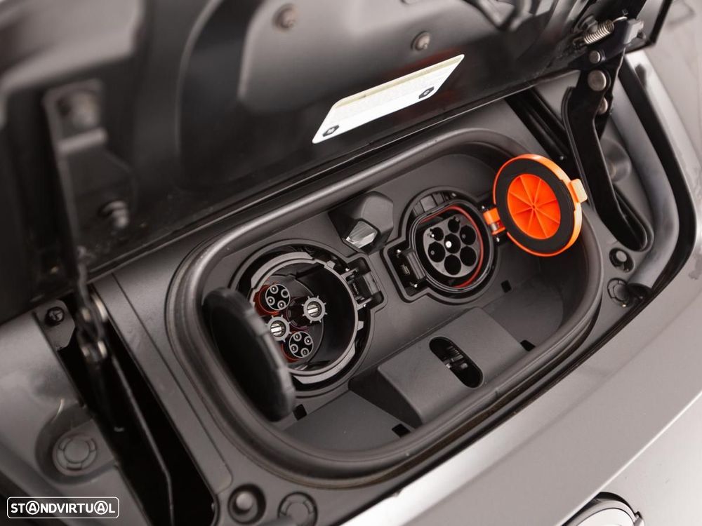 Nissan Leaf N-Connecta - 13