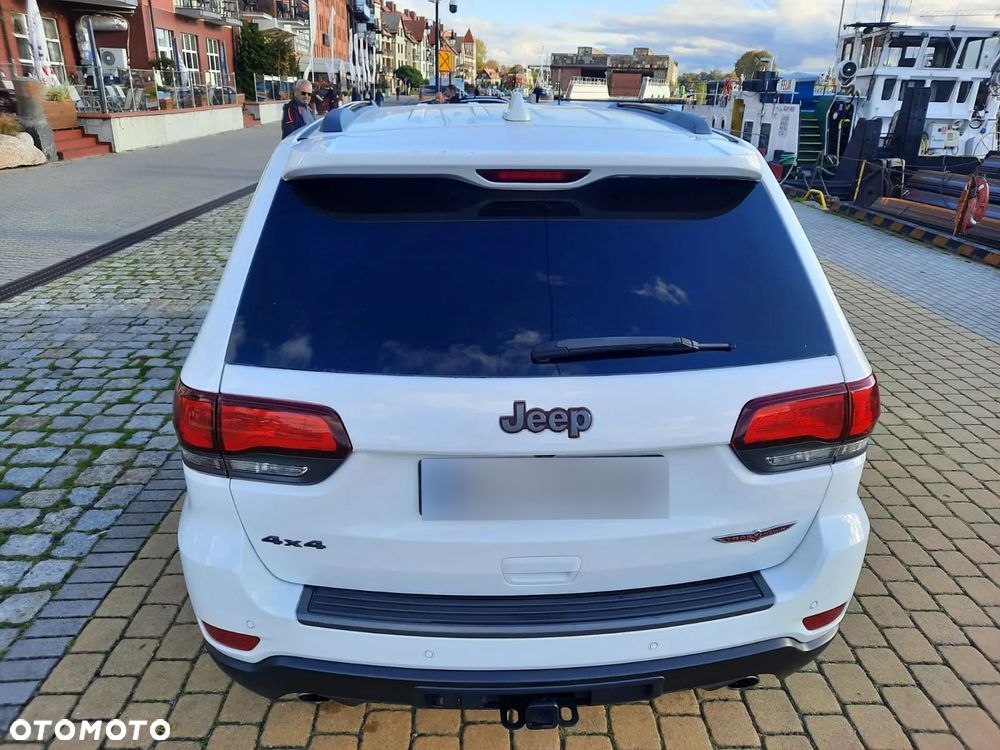 Jeep Grand Cherokee - 6