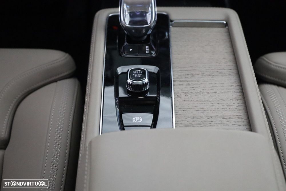 Volvo XC 90 2.0 T8 PHEV Plus Dark AWD - 28
