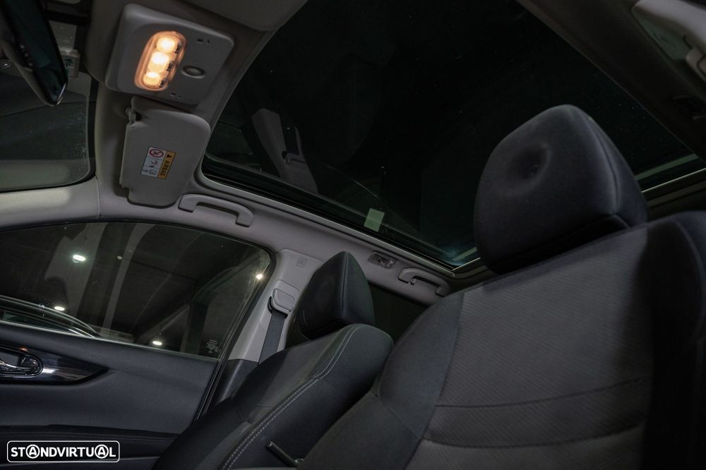 Nissan Qashqai 1.5 dCi N-Connecta - 17