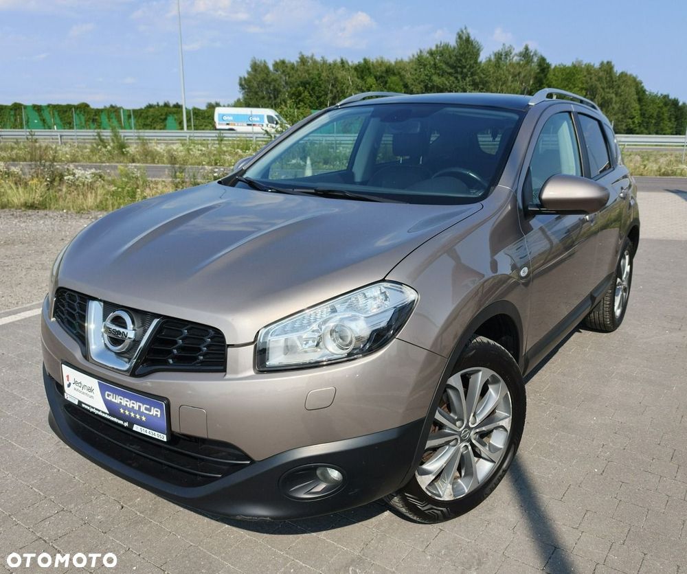 Nissan Qashqai - 1