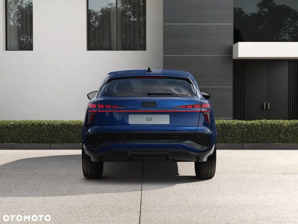 Audi Q3 Sportback - 4