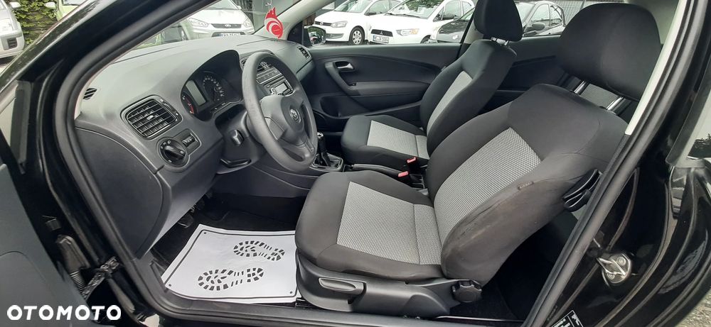 Volkswagen Polo - 8