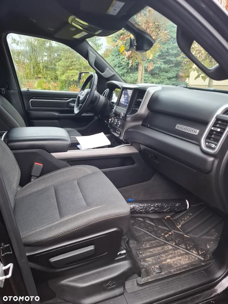 RAM 1500 5.7 Crew Cab Bighorn - 7