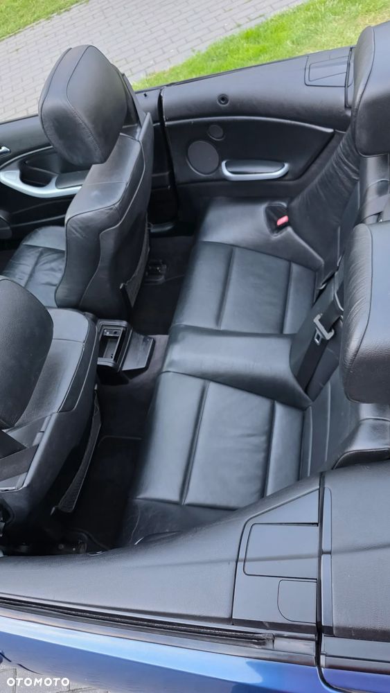 BMW Seria 3 318 Ci Edition Lifestyle - 4