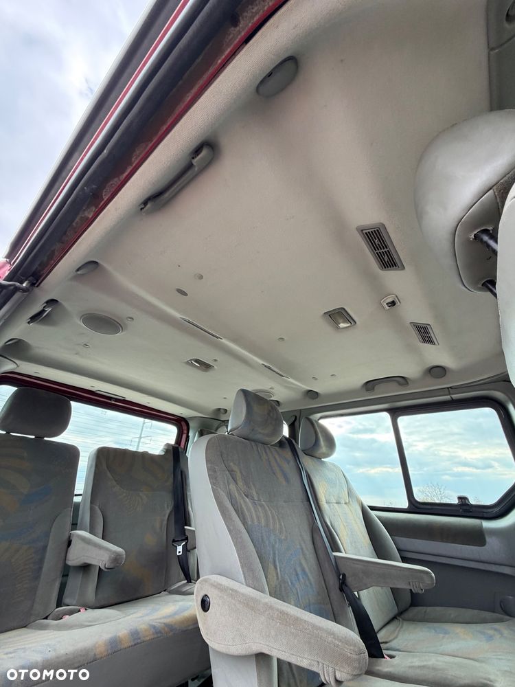 Renault Trafic L1H1 Passenger Lux - 9