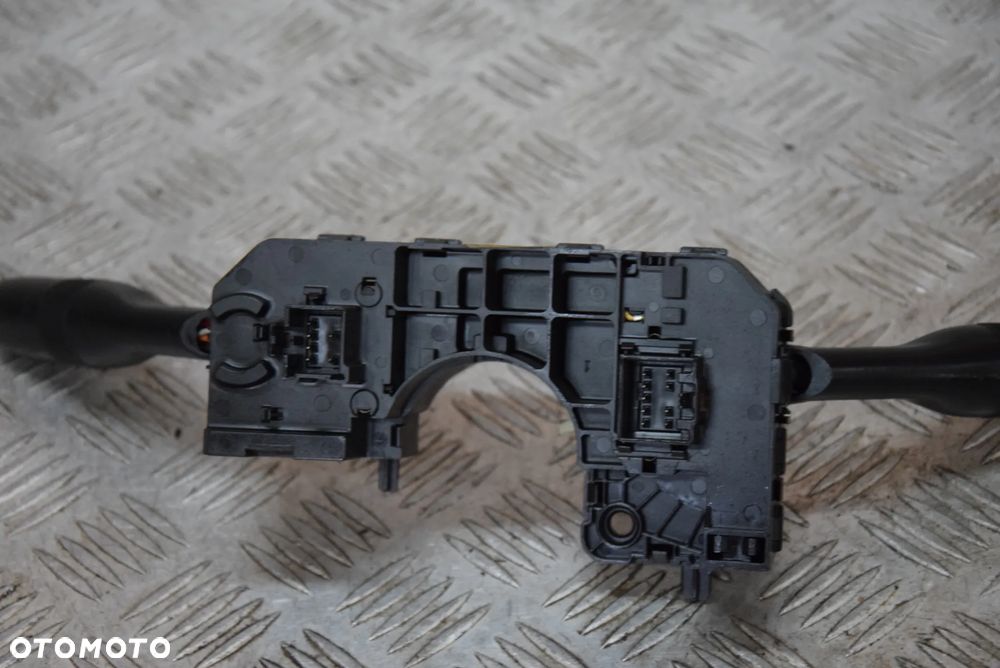 JEEP CHEROKEE KJ MANETKA MANETKI PAJĄK KPL. - 8