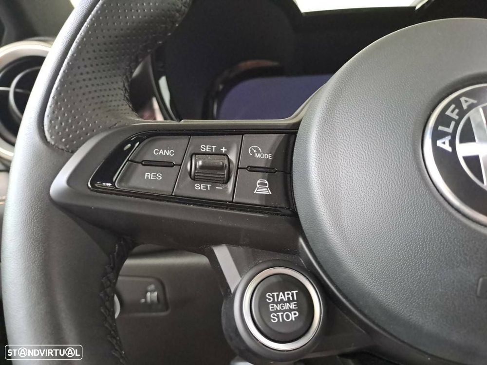 Alfa Romeo Tonale 1.5 Hybrid Sprint - 17