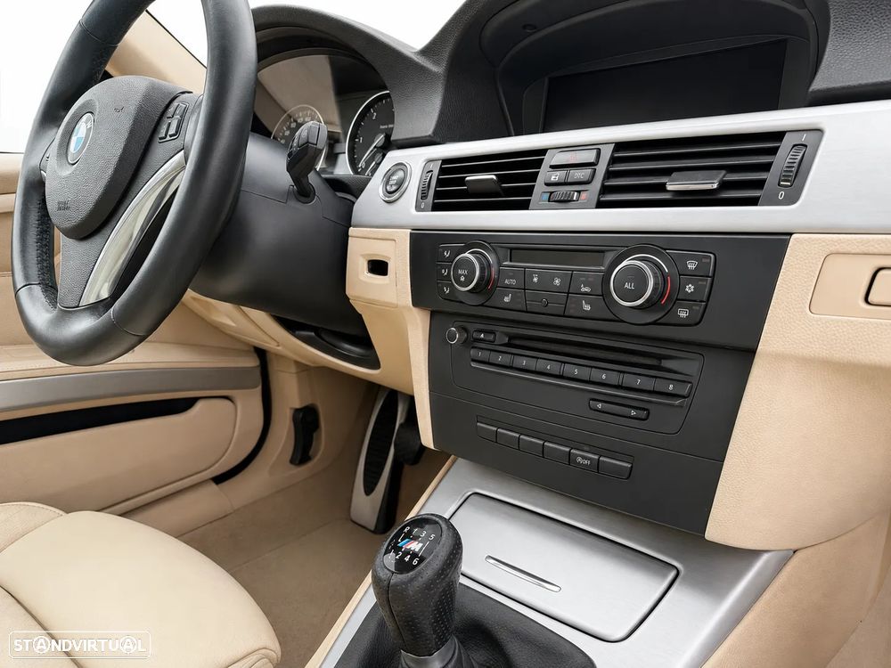 BMW 320 d Coupe - 18