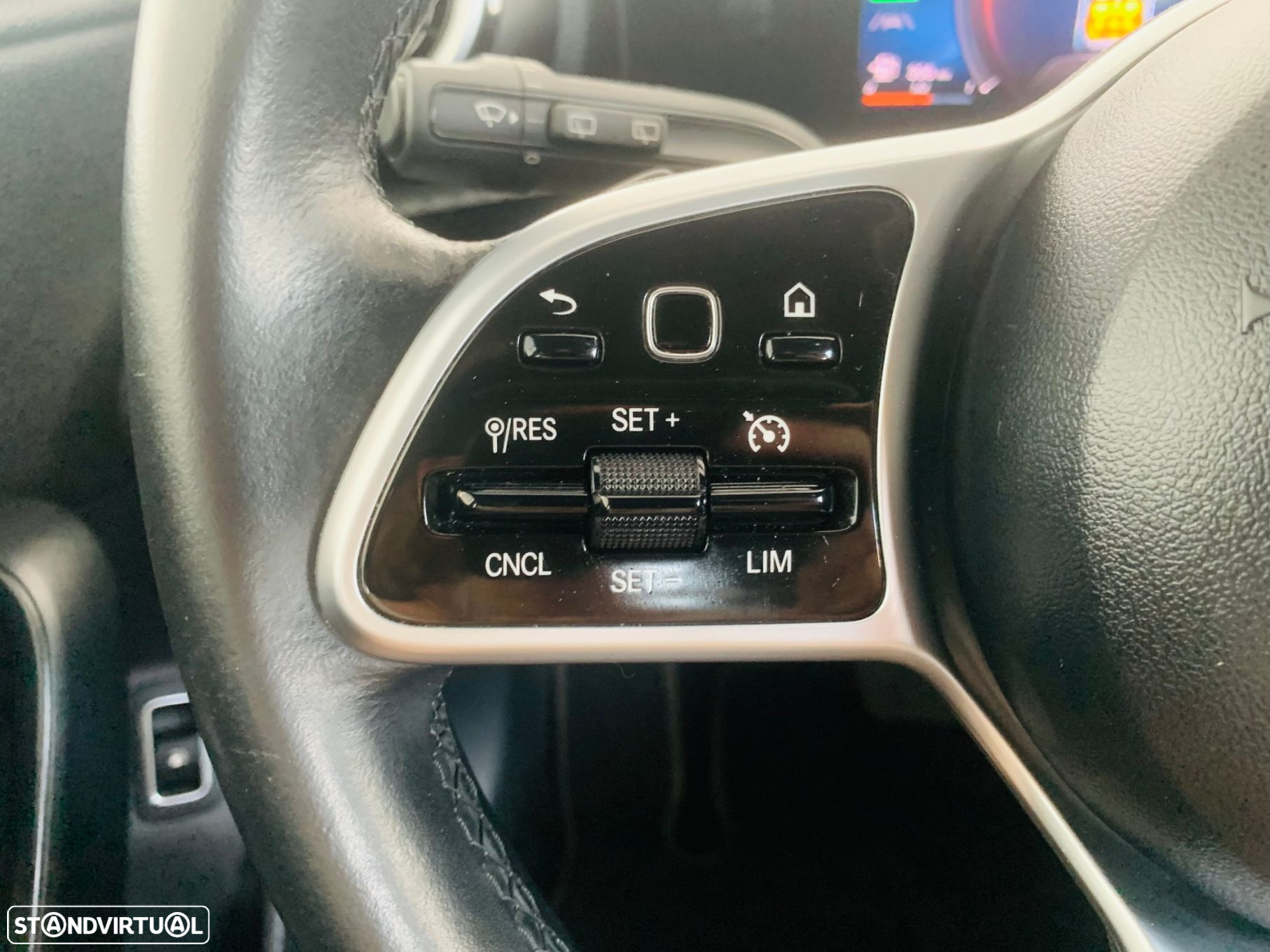 Mercedes-Benz A 250 e Progressive - 11