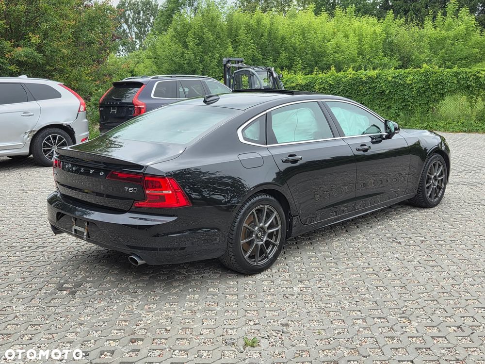 Volvo S90 T5 Momentum - 3