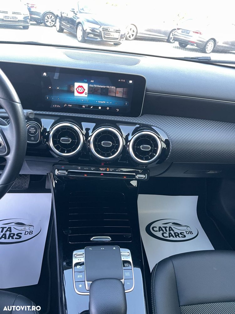 Mercedes-Benz CLA - 32