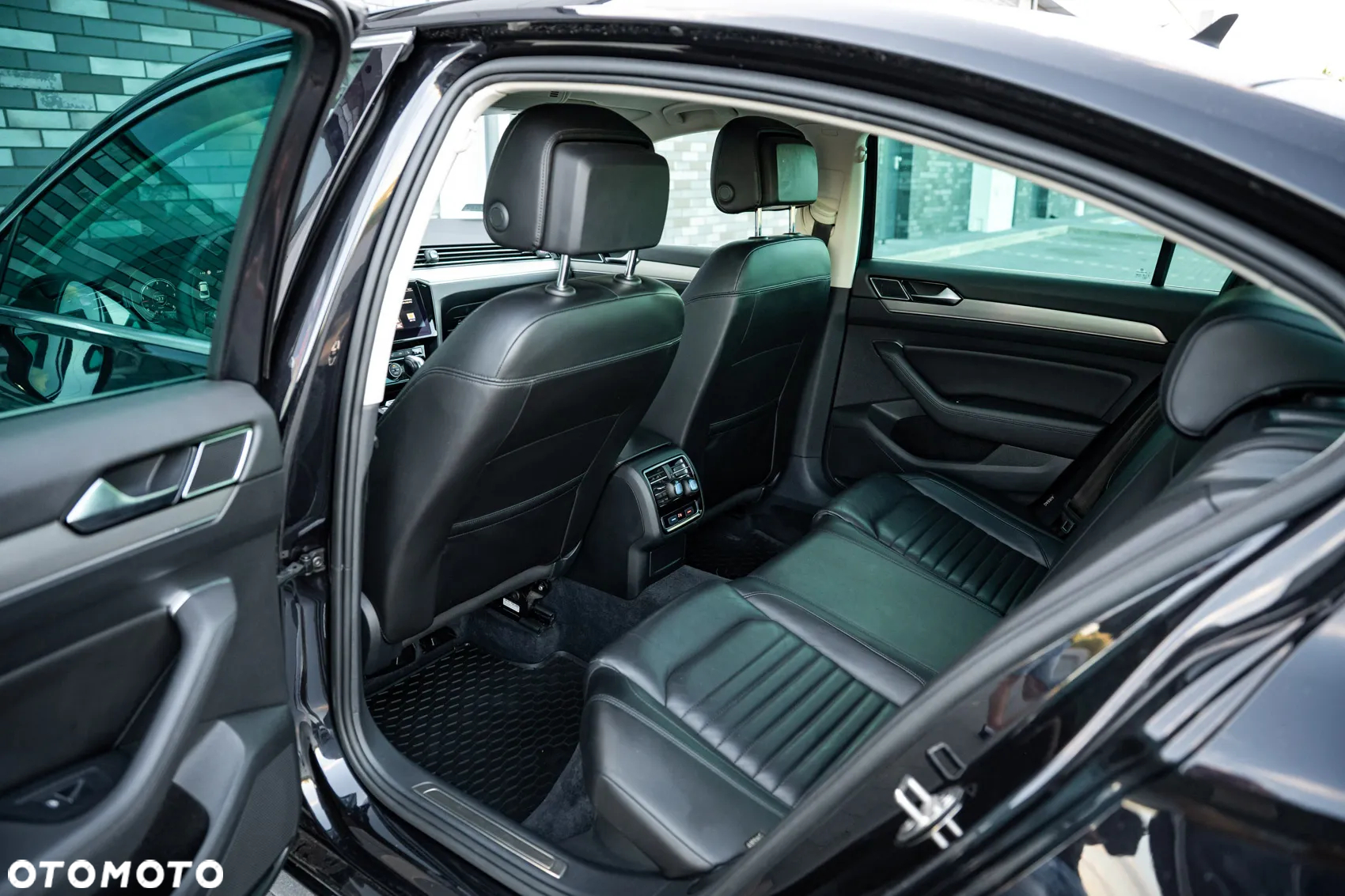 Volkswagen Passat 2.0 TDI BMT Highline DSG - 26