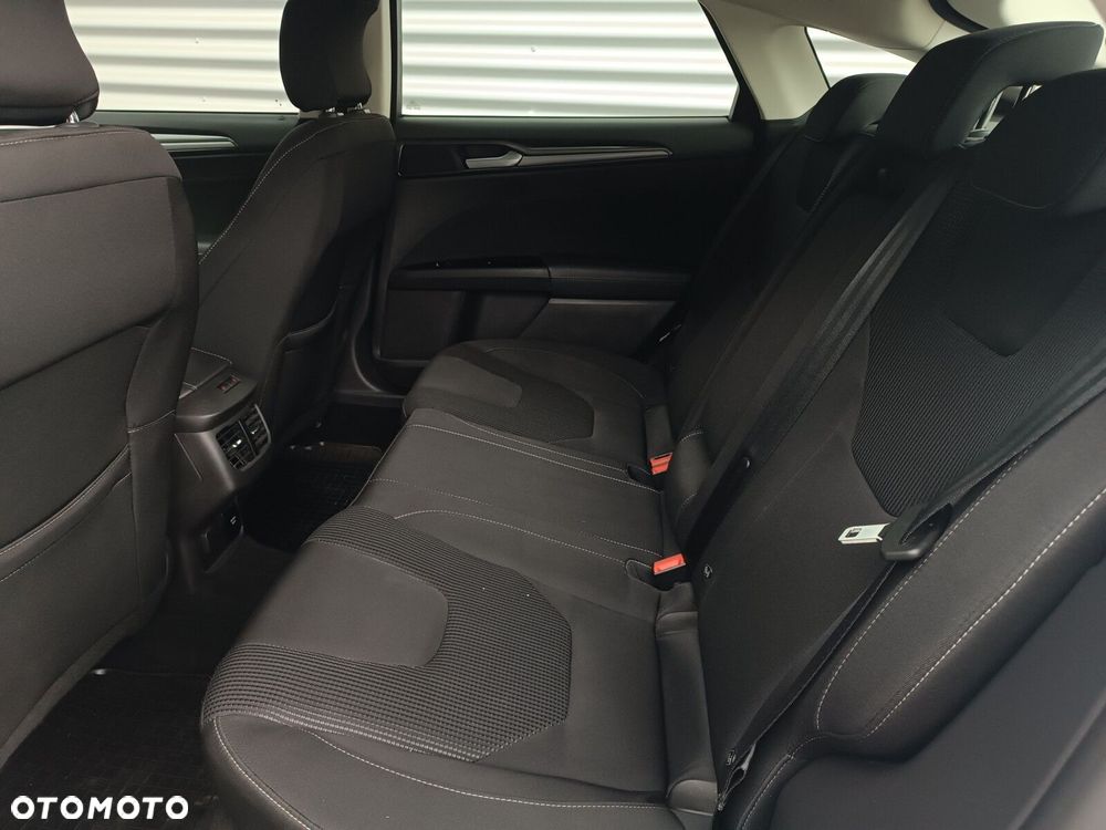 Ford Mondeo 2.0 EcoBlue Titanium - 31