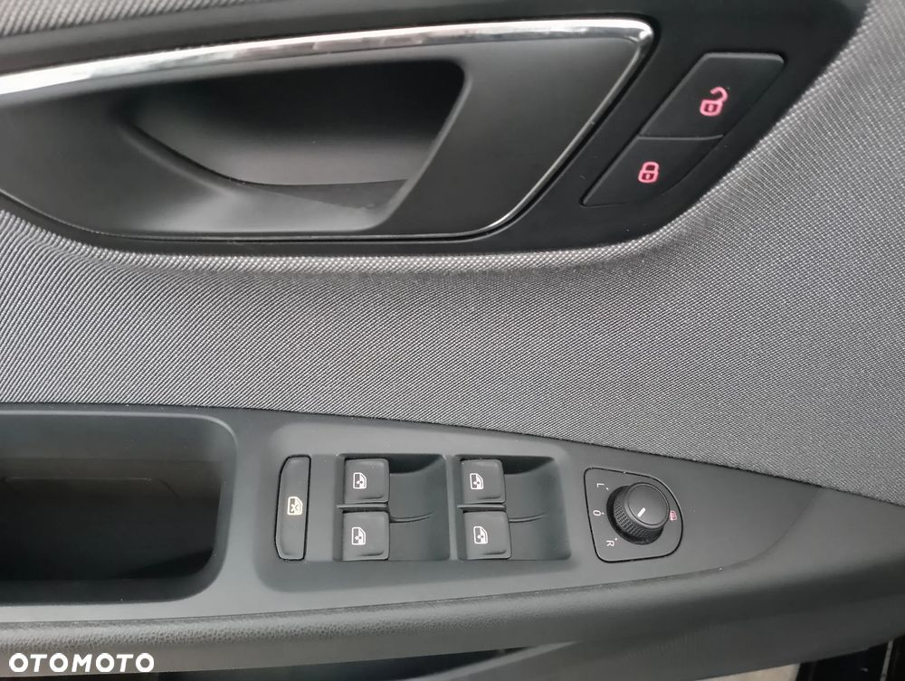 Seat Leon 1.6 TDI DSG Xcellence - 12