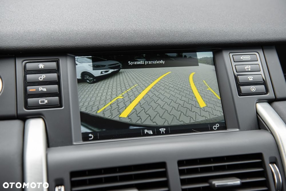 Land Rover Discovery Sport TD4 HSE Luxury - 27