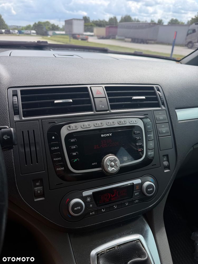 Ford C-MAX 1.8 Titanium - 27