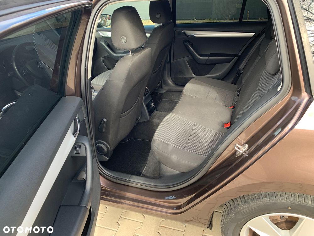 Skoda Octavia 1.4 TSI Green tec Elegance - 10