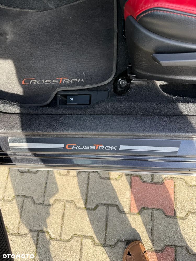 Subaru XV 2.0i Lineartronic Exclusive + - 19