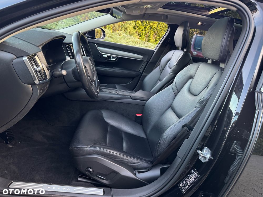 Volvo V90 D3 Geartronic Momentum Pro - 9