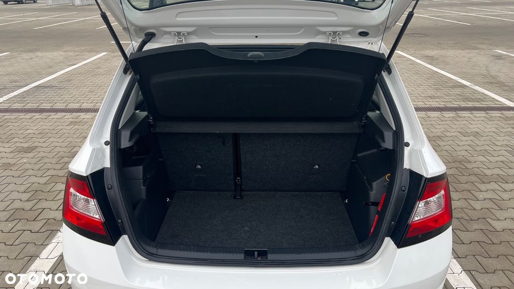 Skoda Fabia 1.2 TSI Active - 10