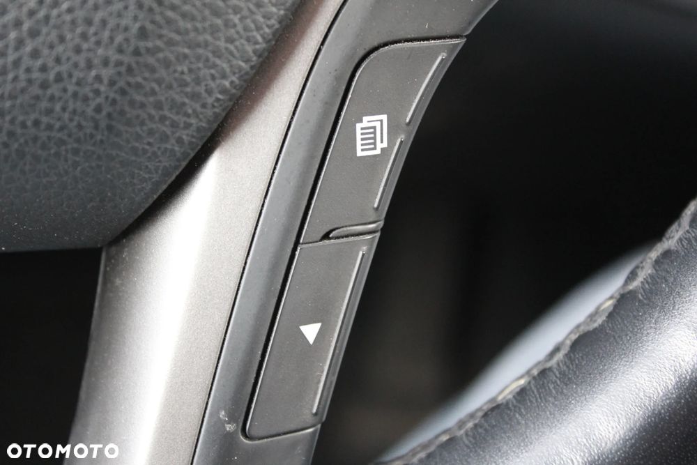 Hyundai i40 Kombi blue 1.7 CRDi DCT Premium - 20