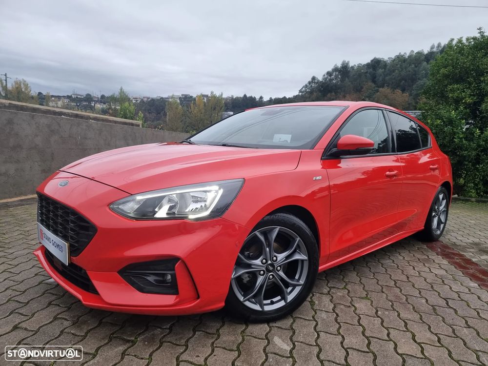 Ford Focus 1.0 EcoBoost ST-Line X - 2
