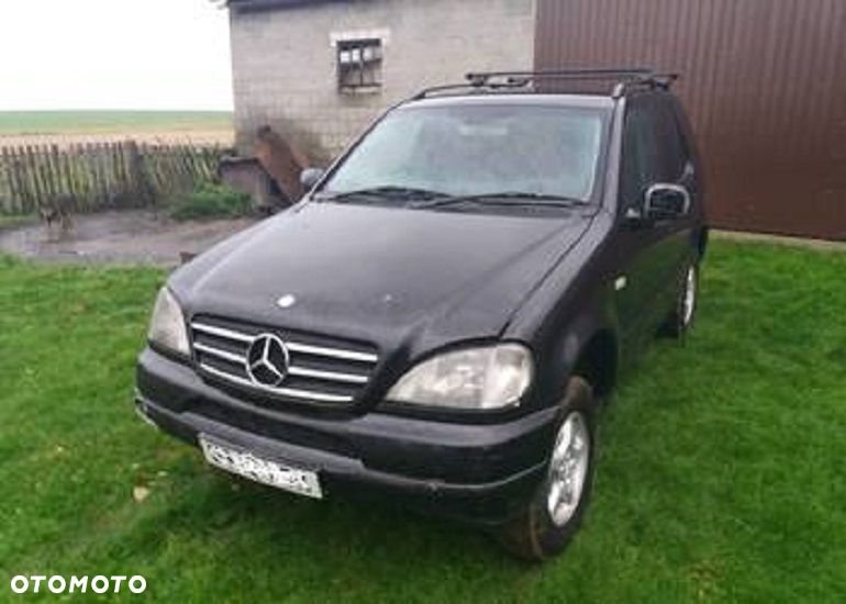 Mercedes ml W163 drzwi prawe lewe czarne - 1