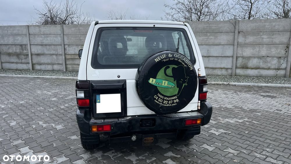 Mitsubishi Pajero - 3