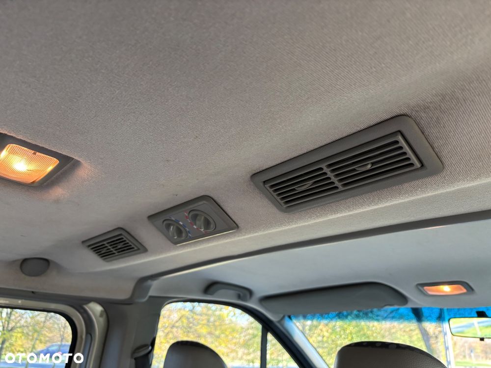 Renault Trafic - 9