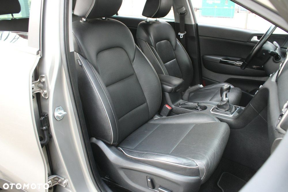 Kia Sportage 1.6 GDI Business Line 2WD - 9