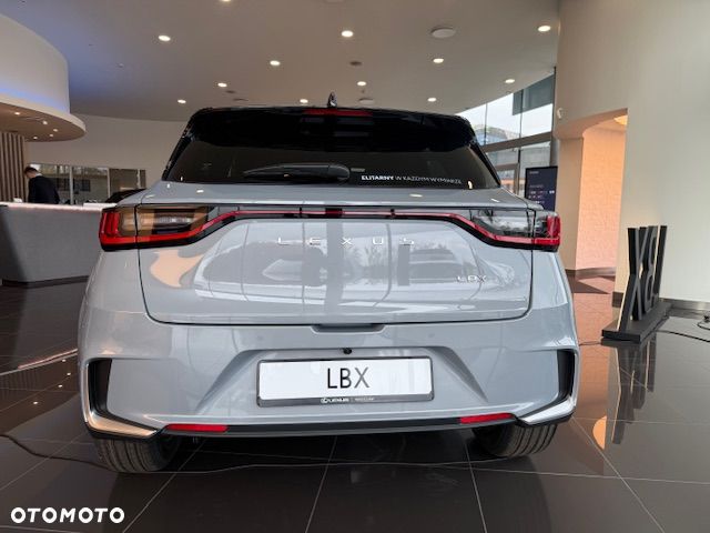 Lexus LBX 1.5 Hybrid Cool - 5