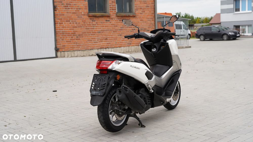 Yamaha NMAX - 9