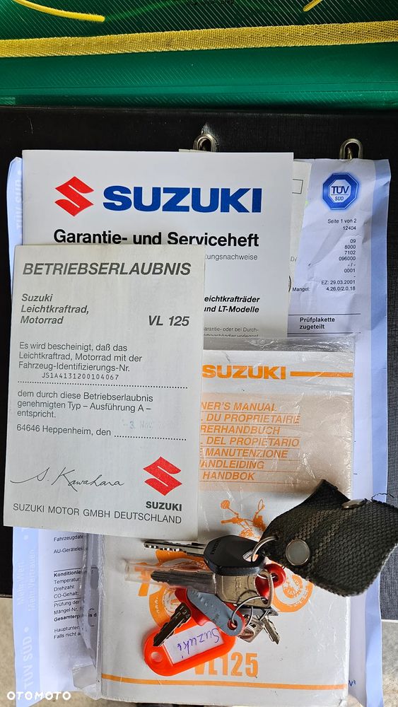 Suzuki Intruder - 17