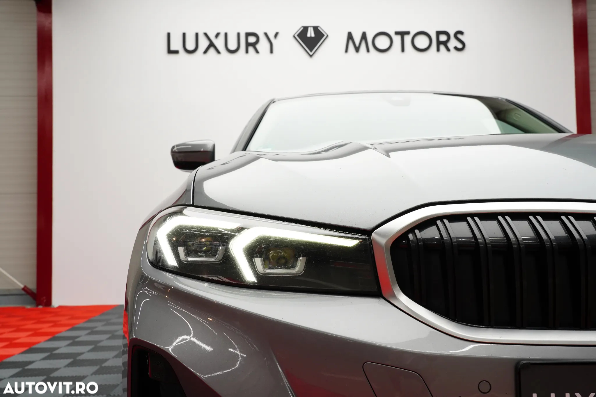 BMW Seria 3 320d xDrive AT M Sport - 16