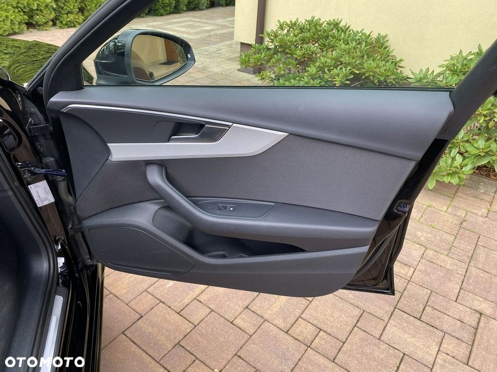 Audi A4 Avant 40 TFSI quattro S tronic advanced - 37