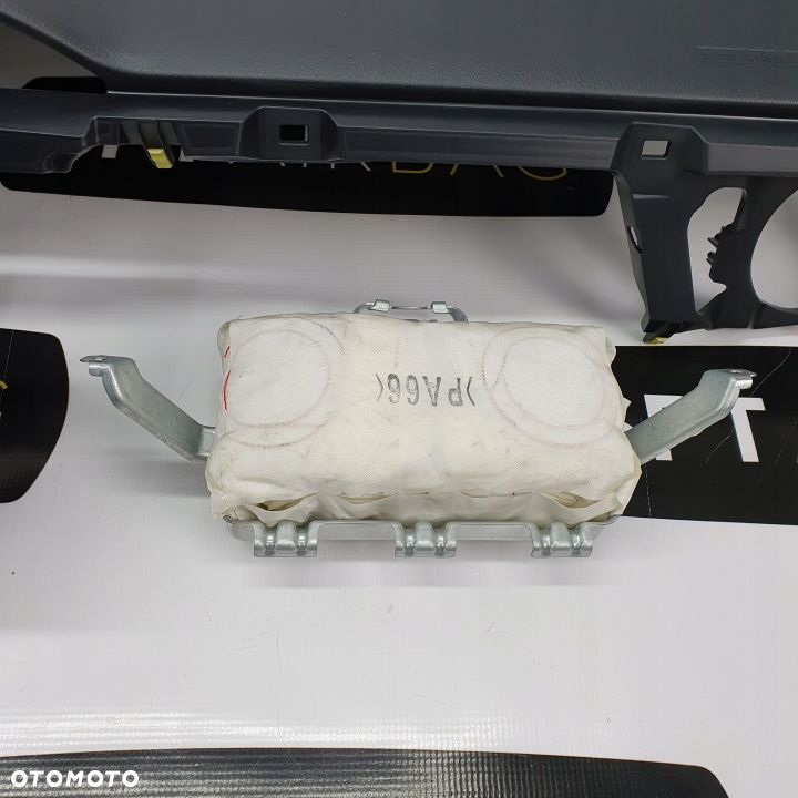 TOYOTA YARIS III 3 LIFT DESKA ROZDZIELCZA KONSOLA KOKPIT PULPIT PODUSZKI AIRBAG AIR BAG PASY KIT SET - 8