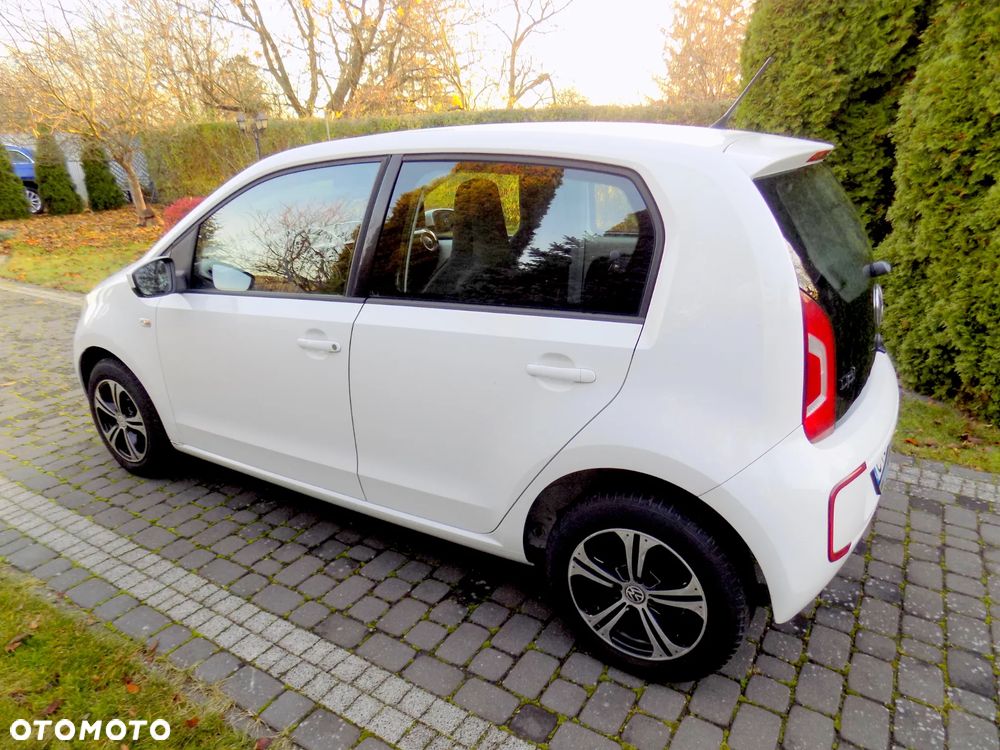 Volkswagen up! - 3
