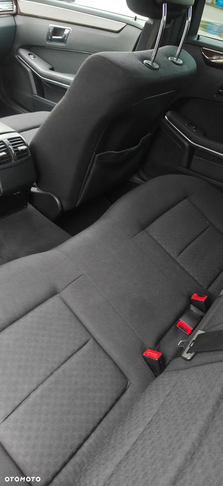 Mercedes-Benz Klasa E 220 CDI BlueEff - 16