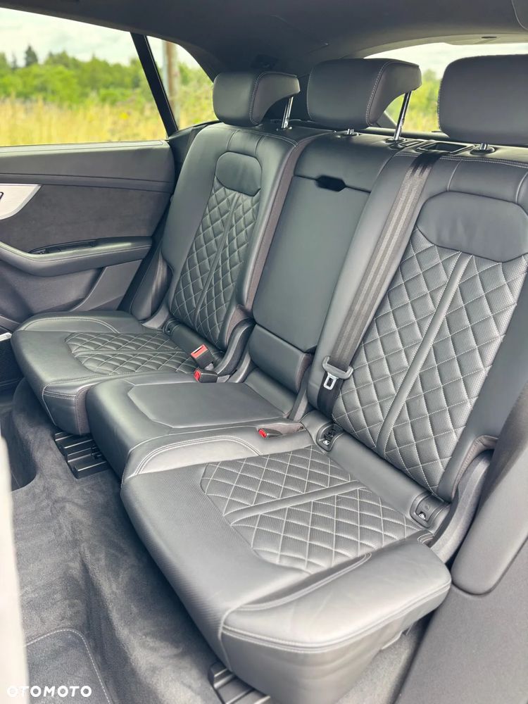 Audi SQ8 - 15