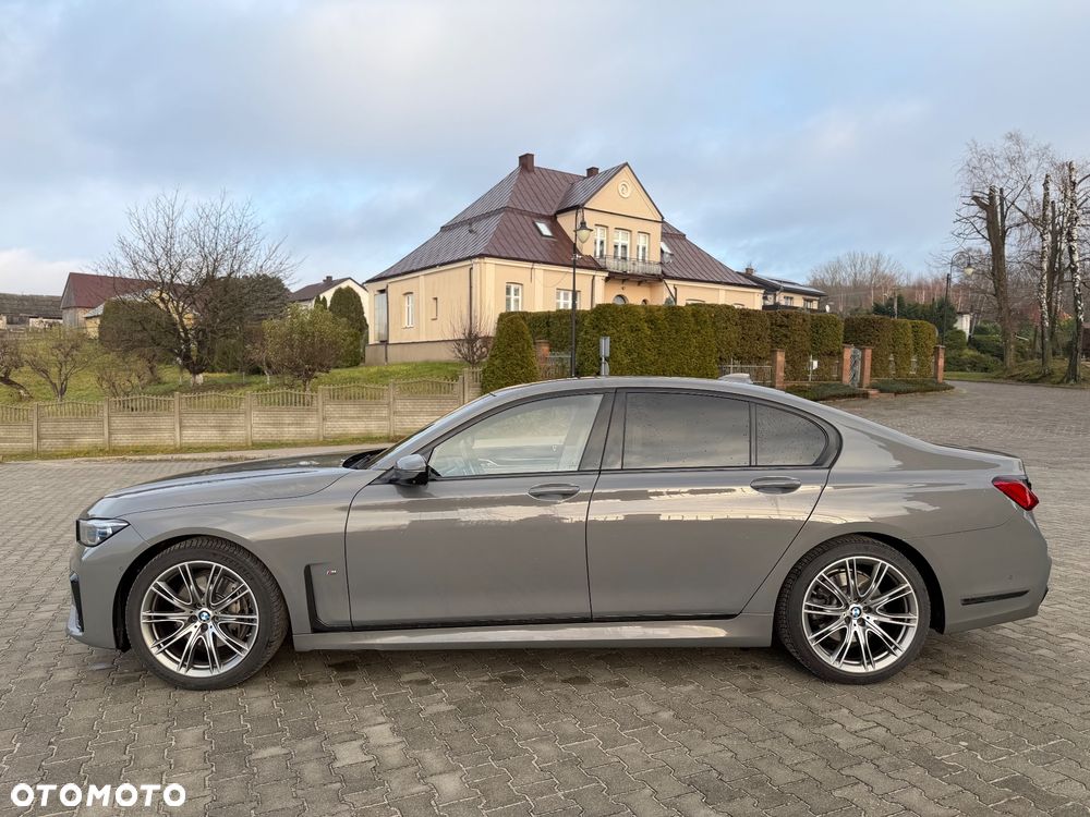BMW Seria 7 730d xDrive mHEV - 6