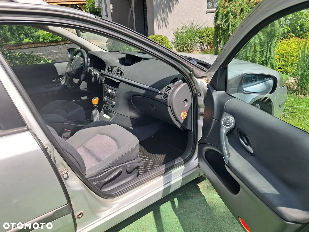 Renault Laguna 1.9 dCi Confort Expression - 10