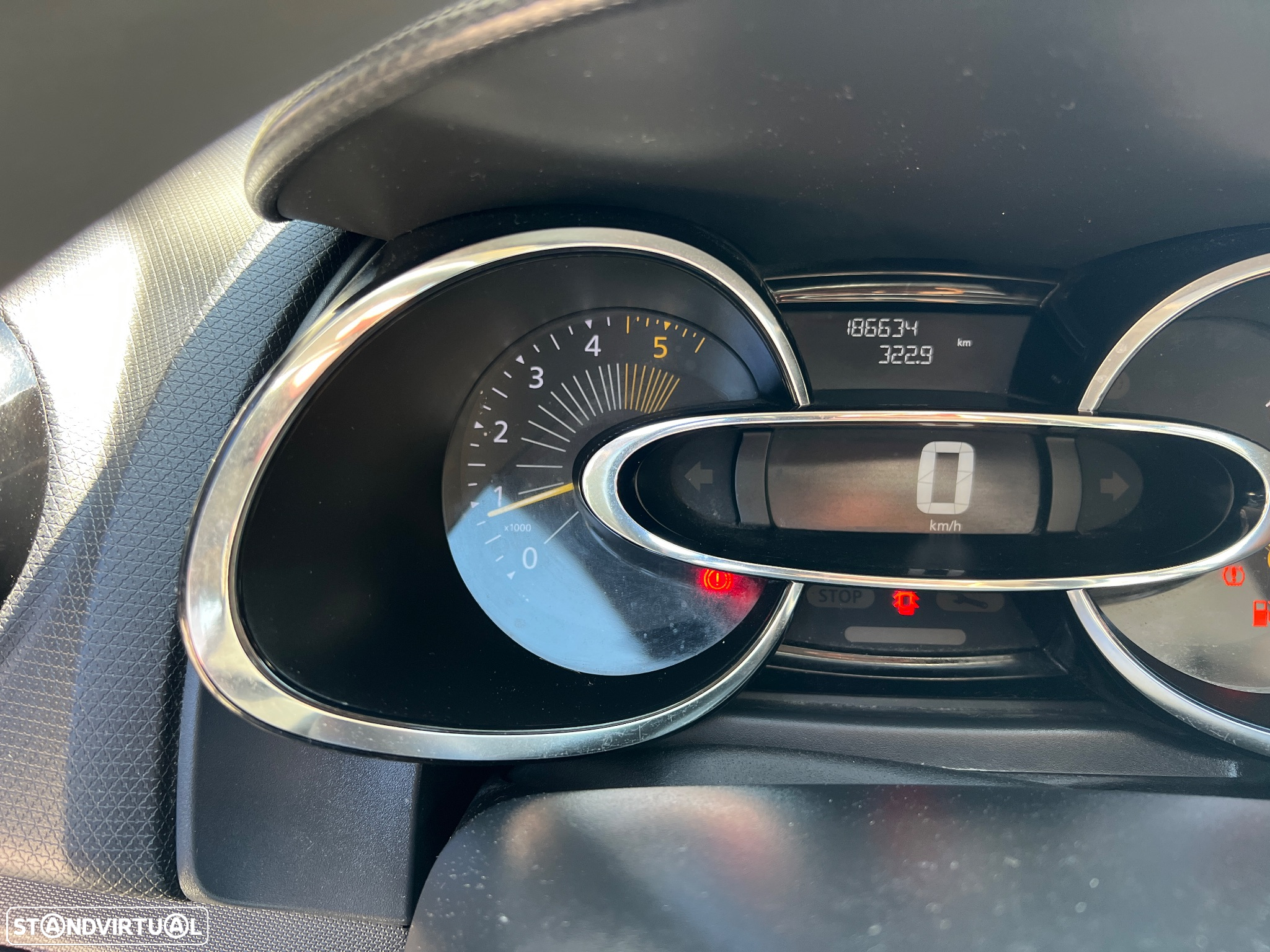 Renault Clio 1.5 dCi Dynamique S - 42